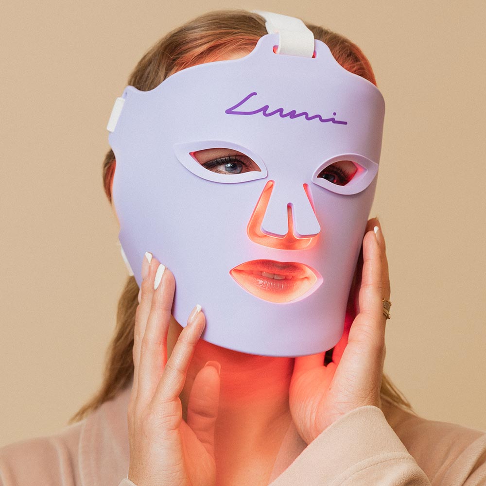 Světelná terapeutická maska Lumi